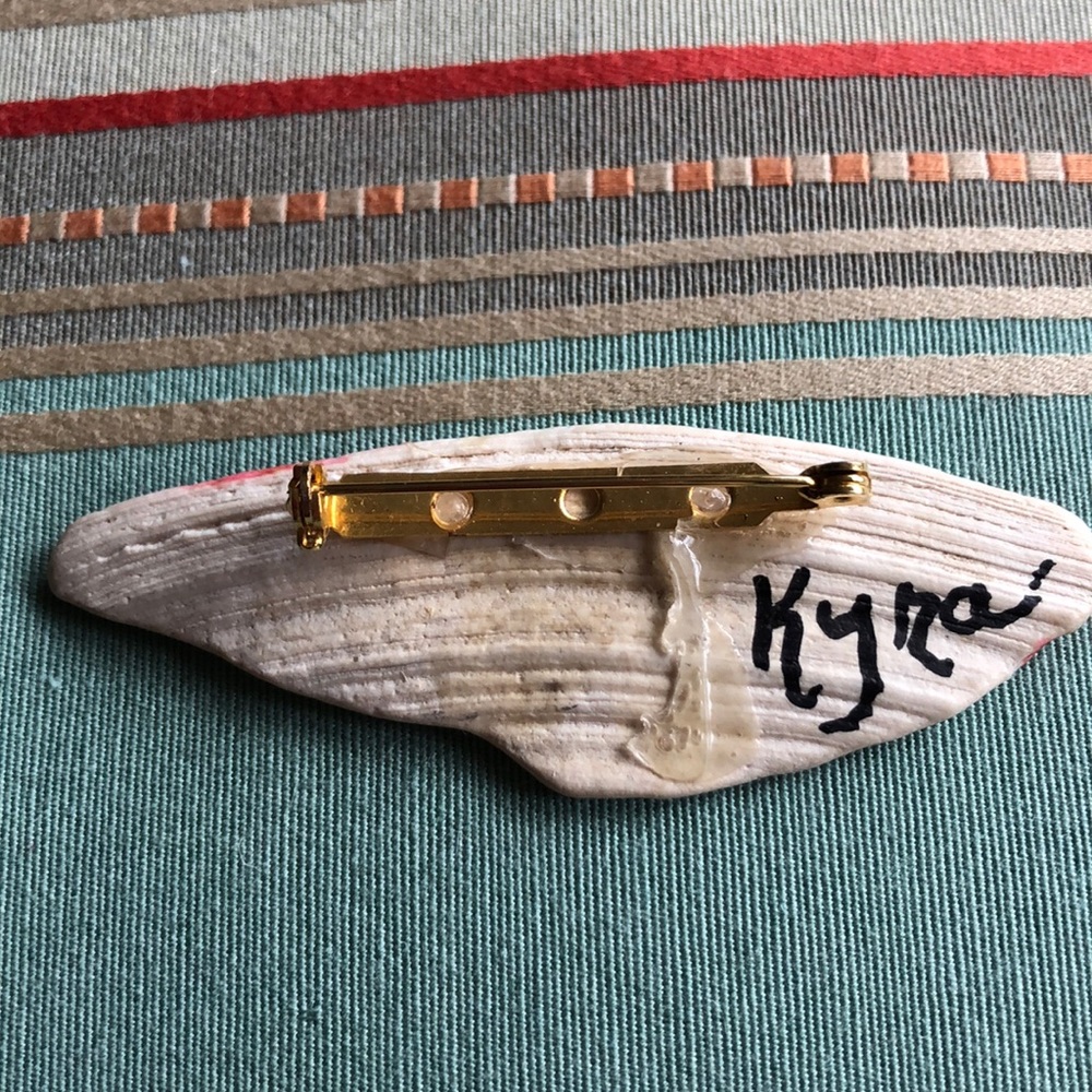 Handcrafted Cat Pin - Picture 2 of 2